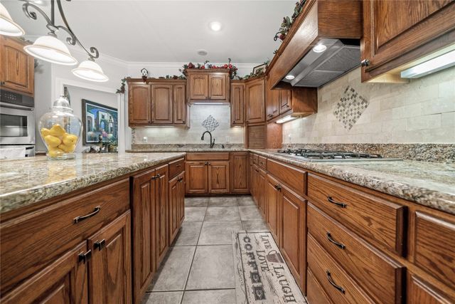 1054 County Road 4116, Quitman, TX 75783
