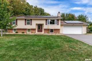 2 KIMBERLY Drive, Coal Valley, IL 61240