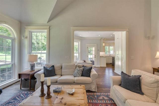 1300 Oak Springs Lane, Edmond, OK 73034