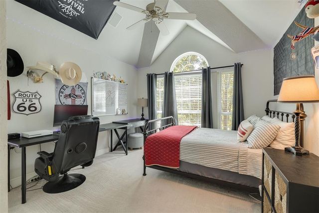 1300 Oak Springs Lane, Edmond, OK 73034