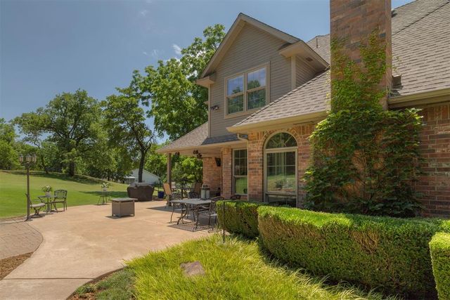 1300 Oak Springs Lane, Edmond, OK 73034
