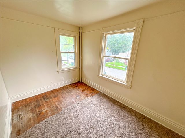33 Finch Street, Rochester, NY 14613
