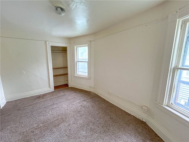 33 Finch Street, Rochester, NY 14613
