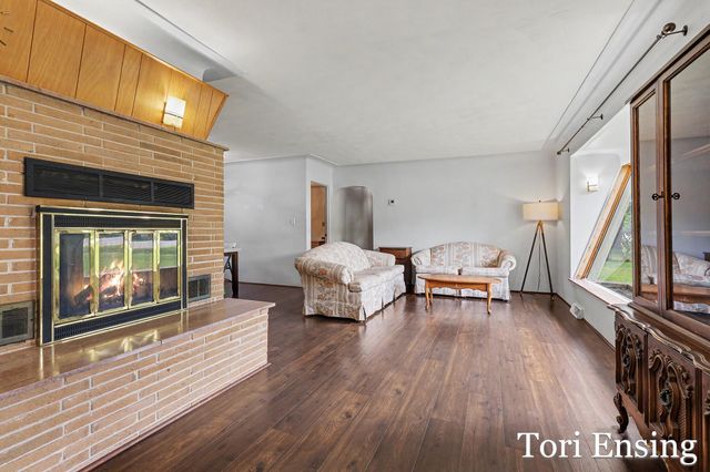 11852 W Carson City Road, Eureka Twp, MI 48838