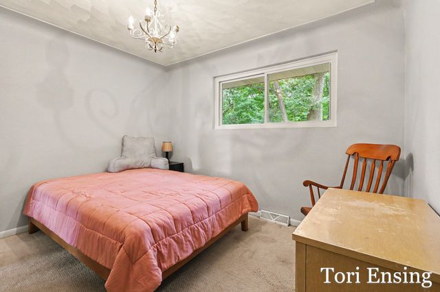 11852 W Carson City Road, Eureka Twp, MI 48838