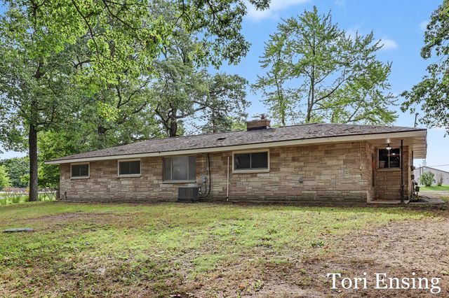 11852 W Carson City Road, Eureka Twp, MI 48838