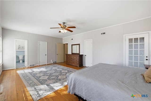 606 College Street, Gatesville, TX 76528