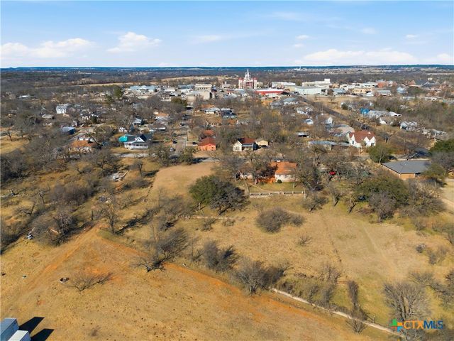 606 College Street, Gatesville, TX 76528