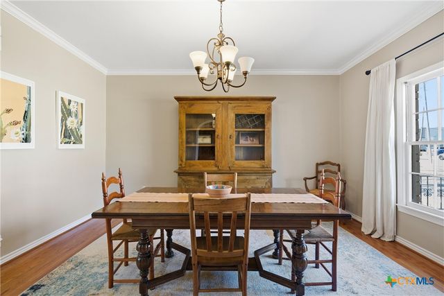 606 College Street, Gatesville, TX 76528