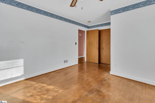 8819 White Horse Road, Greenville, SC 29617