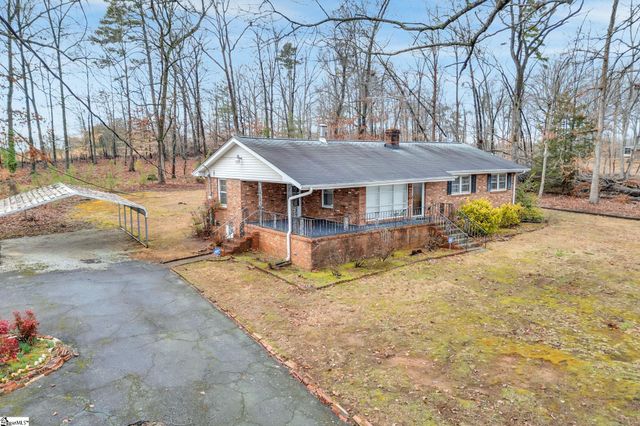 8819 White Horse Road, Greenville, SC 29617