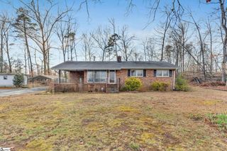 8819 White Horse Road, Greenville, SC 29617