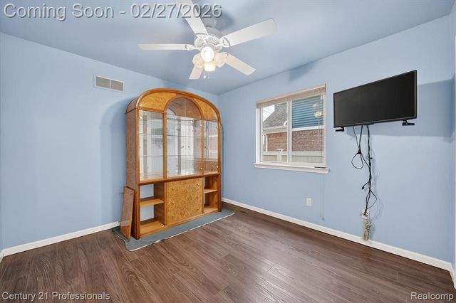 24479 Emily Drive, Trenton, MI 48183