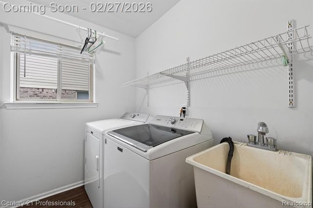 24479 Emily Drive, Trenton, MI 48183