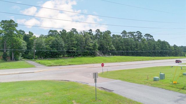 12640 Hwy 105 West, Conroe, TX 77304