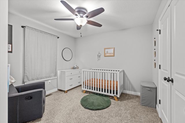 2230 E NEEDLE CT, Columbia, MO 65202