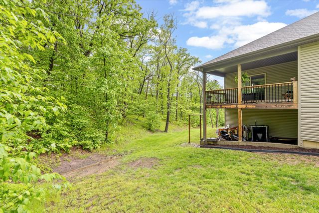 2230 E NEEDLE CT, Columbia, MO 65202