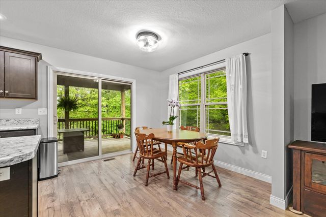 2230 E NEEDLE CT, Columbia, MO 65202
