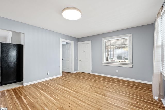 118 Park Street, Easley, SC 29640