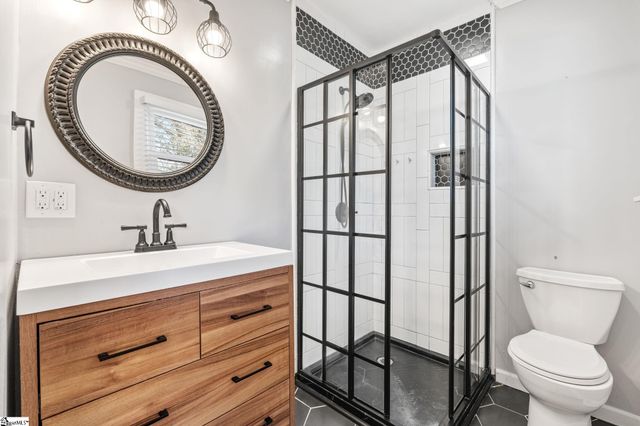 118 Park Street, Easley, SC 29640