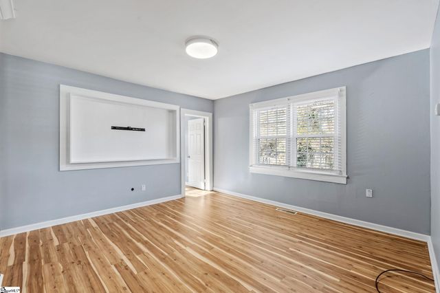 118 Park Street, Easley, SC 29640