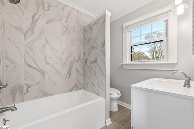 118 Park Street, Easley, SC 29640