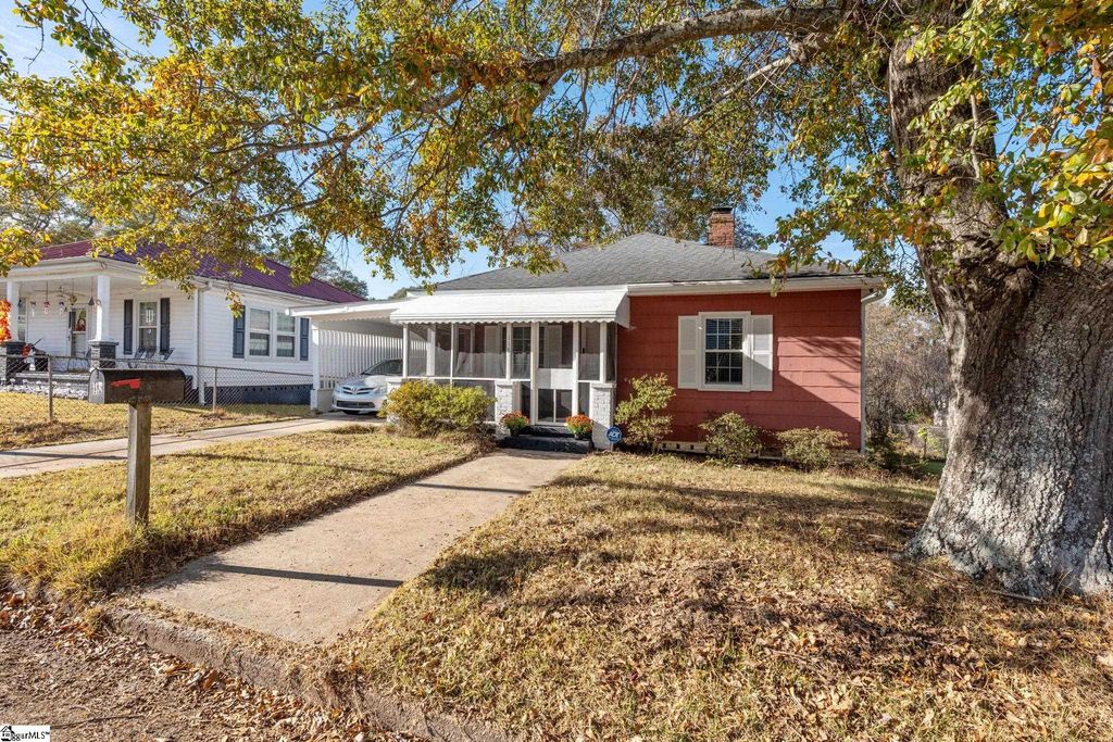 118 Park Street, Easley, SC 29640