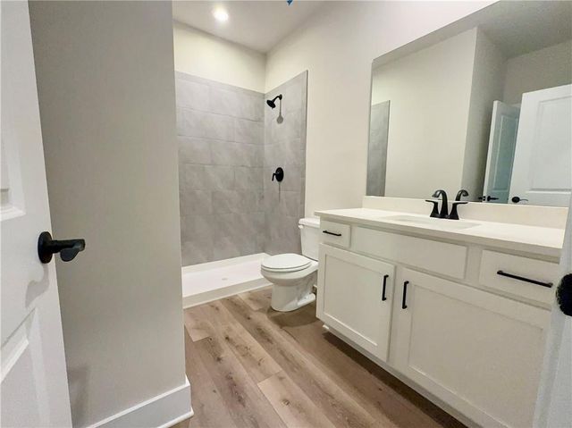 4270 Shirebrook Trail, Hoschton, GA 30548
