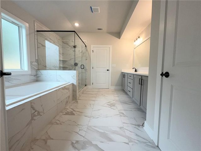 4270 Shirebrook Trail, Hoschton, GA 30548