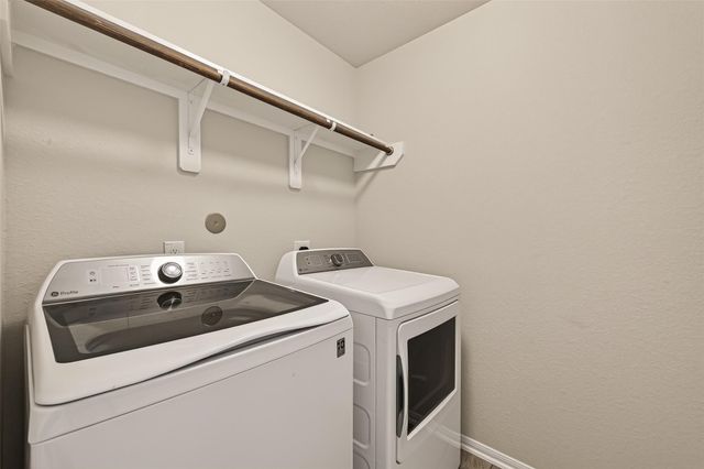 128 Shining Point Drive, Waller, TX 77484