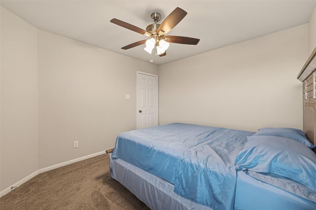 128 Shining Point Drive, Waller, TX 77484