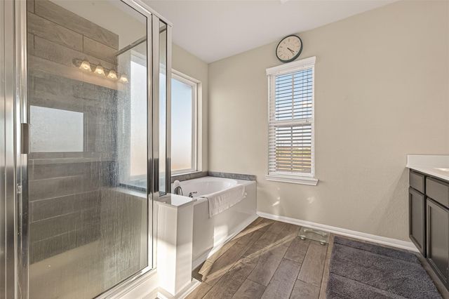 128 Shining Point Drive, Waller, TX 77484