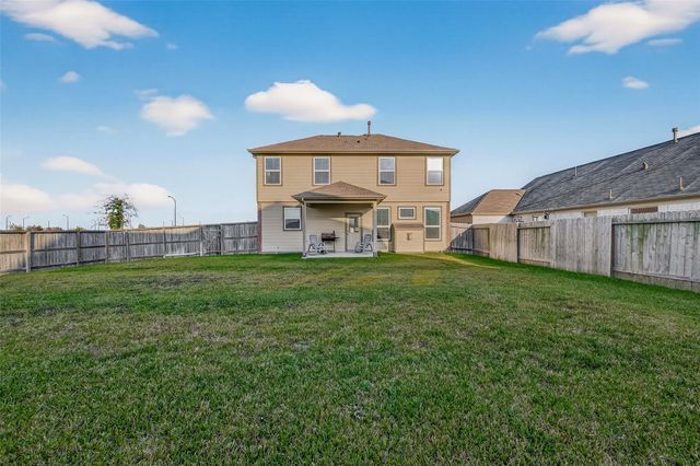 128 Shining Point Drive, Waller, TX 77484