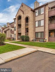 5011-B DUNBARTON RD, Mount Laurel, NJ 08054