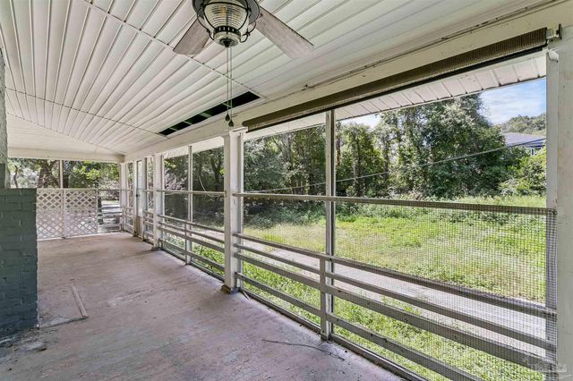 1804 Grundy St, Pensacola, FL 32507