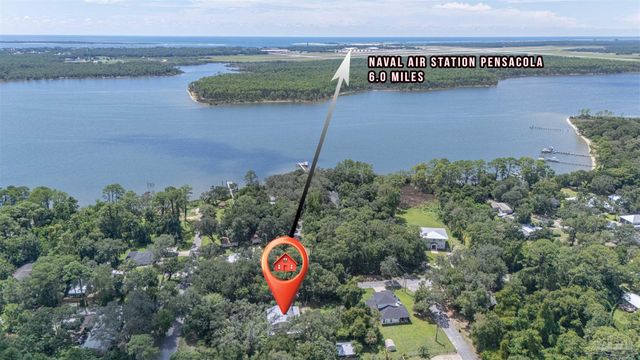 1804 Grundy St, Pensacola, FL 32507