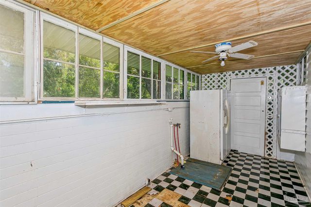 1804 Grundy St, Pensacola, FL 32507