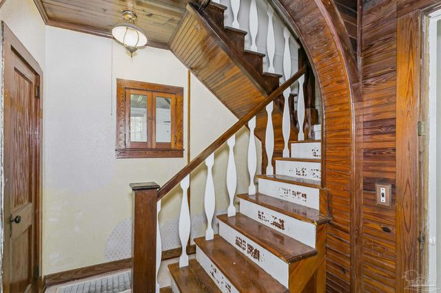 1804 Grundy St, Pensacola, FL 32507