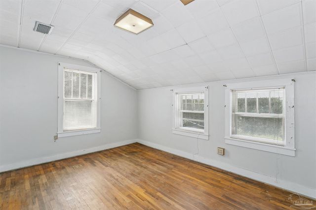 1804 Grundy St, Pensacola, FL 32507