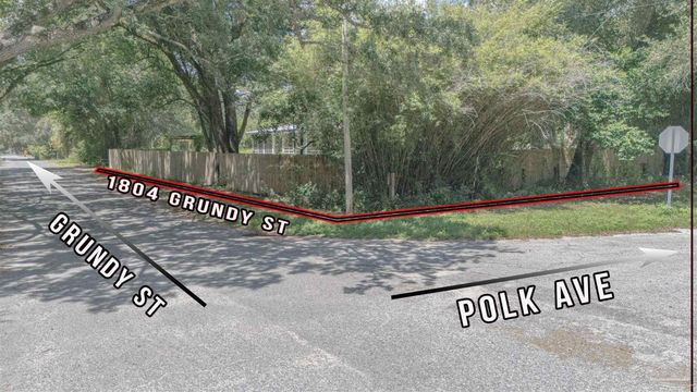 1804 Grundy St, Pensacola, FL 32507