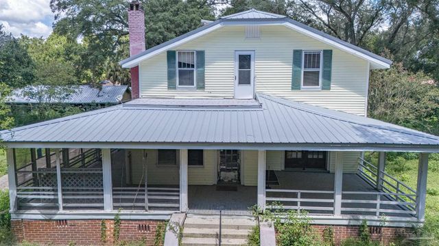 1804 Grundy St, Pensacola, FL 32507