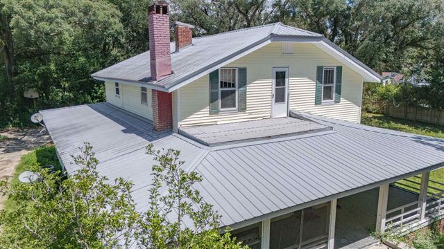 1804 Grundy St, Pensacola, FL 32507