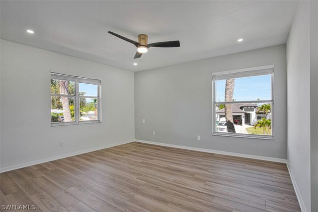 821 Gulf Pavilion DR 206, Naples, FL 34108