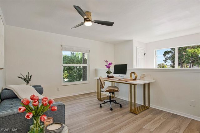 821 Gulf Pavilion DR 206, Naples, FL 34108