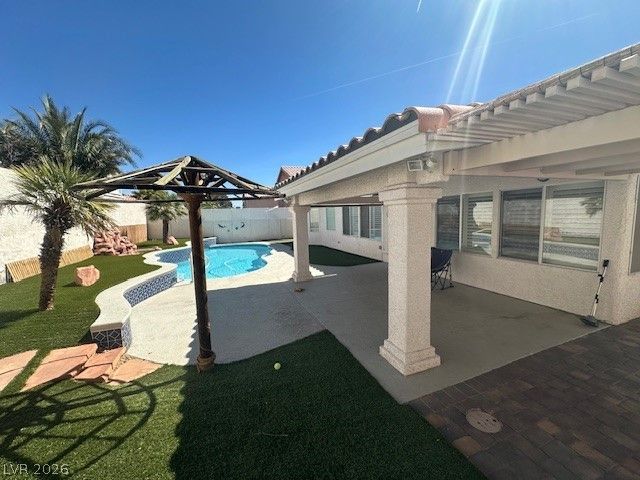 9886 Masked Duck Avenue, Las Vegas, NV 89117
