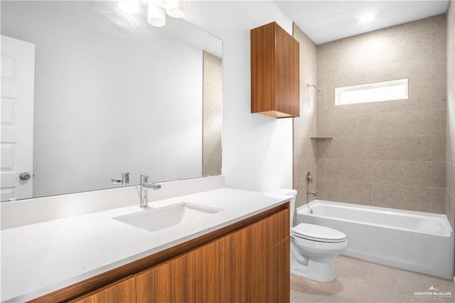 405 Onyx Drive, Edinburg, TX 78541