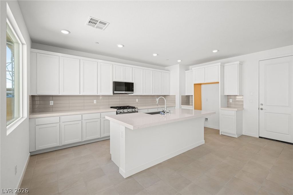 10764 Birch Meadows Avenue, Las Vegas, NV 89166 — photo 5
