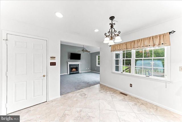 207 VETERANS DR, Nottingham, PA 19362
