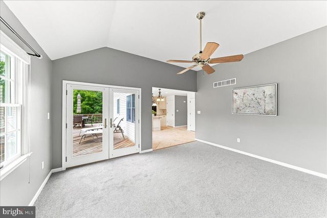 207 VETERANS DR, Nottingham, PA 19362