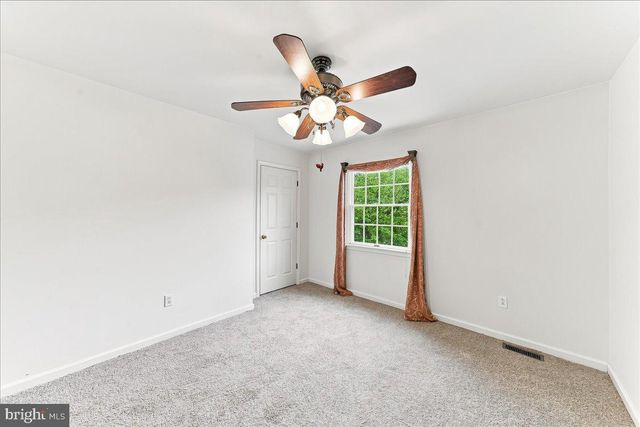 207 VETERANS DR, Nottingham, PA 19362